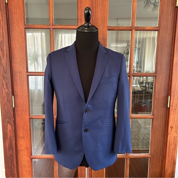Indochino custom men's two-button blazer in Blue 39S